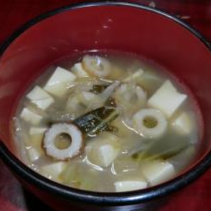 後味がヒリッとする、切干大根と豆腐のピリ辛スープ